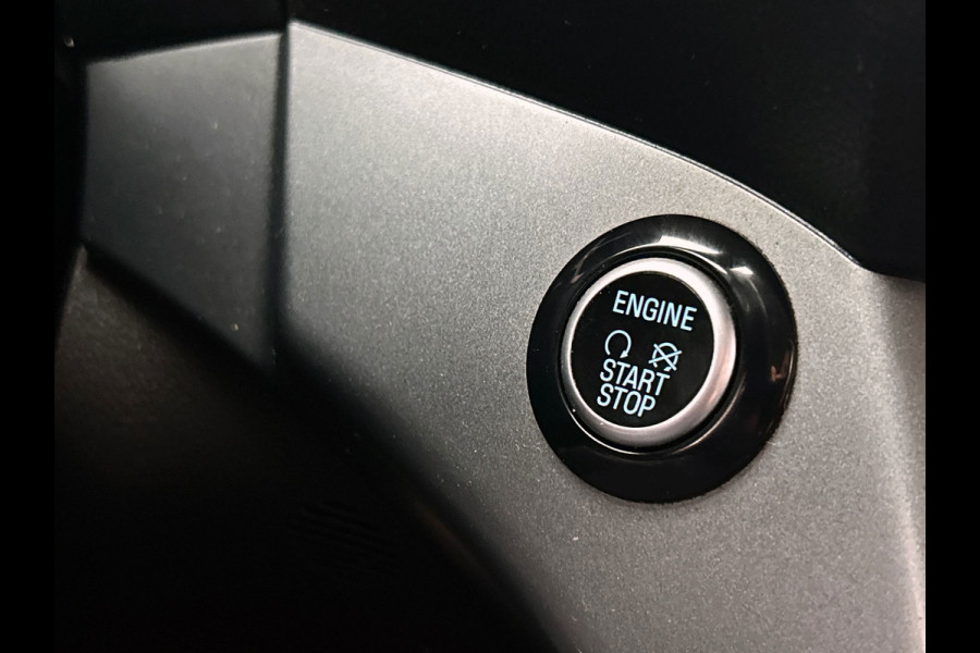 Ford Kuga 1.5 EcoBoost Trend Ultimate | Origineel NL | Trekhaak | Camera | Cruise/Control |Carplay | Navigatie | Climate/Control |