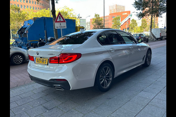 BMW 5 Serie 530e iPerformance High Executive M-Sport Schuifdak