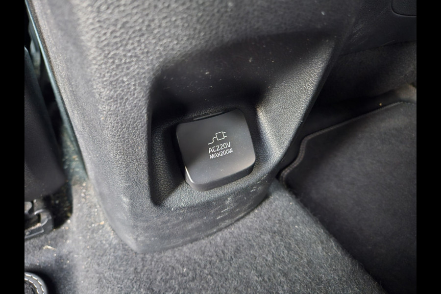 Kia e-Niro ExecutiveLine 64 kWh SOH 100%! Carplay! Camera! Leer! Nette Auto! Navigatie!