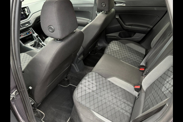 Volkswagen Polo 1.0 TSI R-Line PANO l ACC l CARPLAY