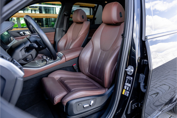 BMW X5 xDrive45e Executive - Panorama | Luchtvering | ACC | Keyless
