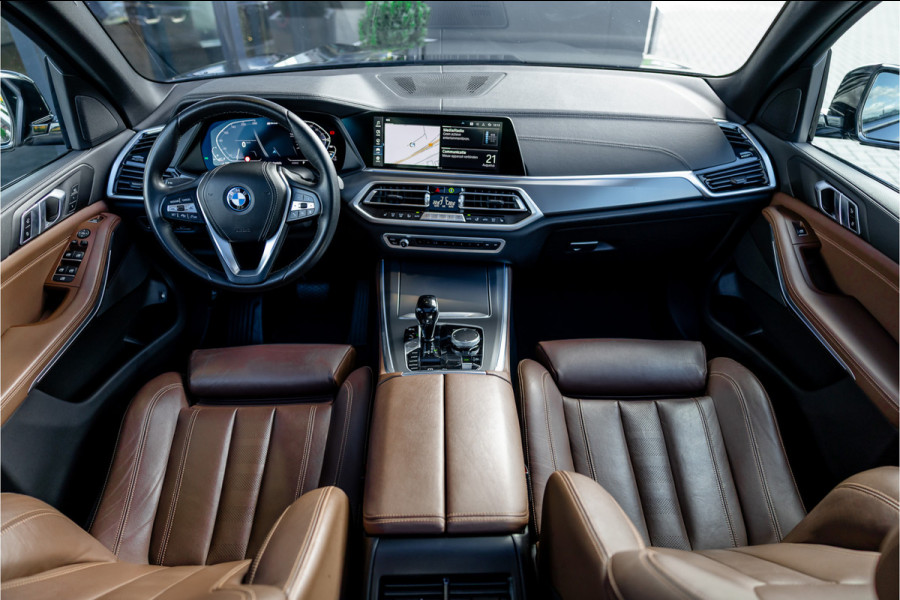 BMW X5 xDrive45e Executive - Panorama | Luchtvering | ACC | Keyless