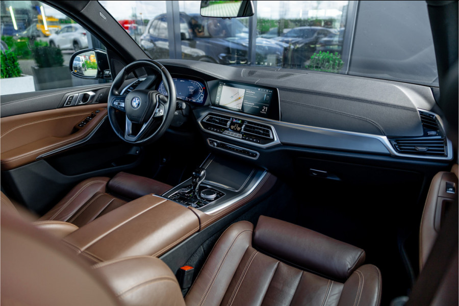 BMW X5 xDrive45e Executive - Panorama | Luchtvering | ACC | Keyless