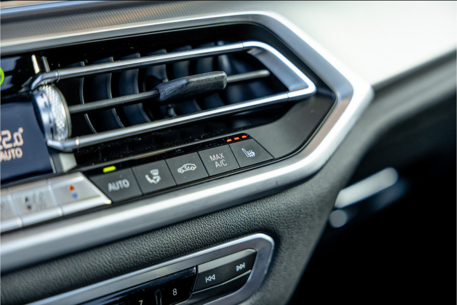 BMW X5 xDrive45e Executive - Panorama | Luchtvering | ACC | Keyless
