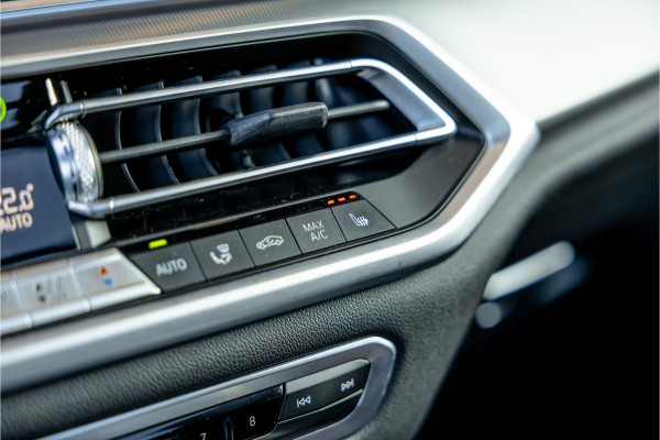 BMW X5 xDrive45e Executive - Panorama | Luchtvering | ACC | Keyless