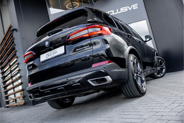 BMW X5 xDrive45e Executive - Panorama | Luchtvering | ACC | Keyless