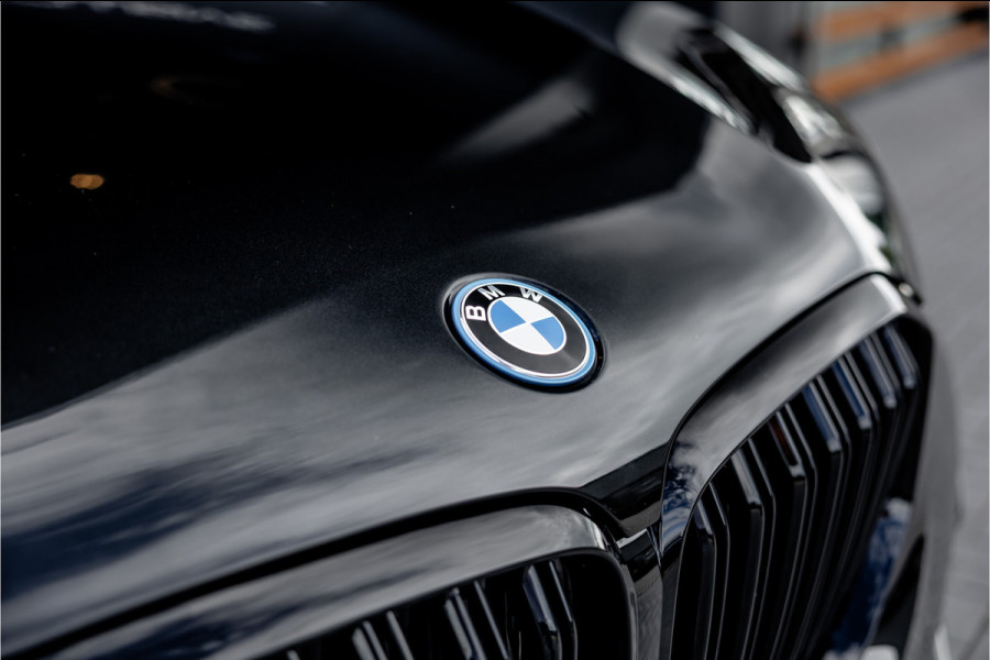 BMW X5 xDrive45e Executive - Panorama | Luchtvering | ACC | Keyless