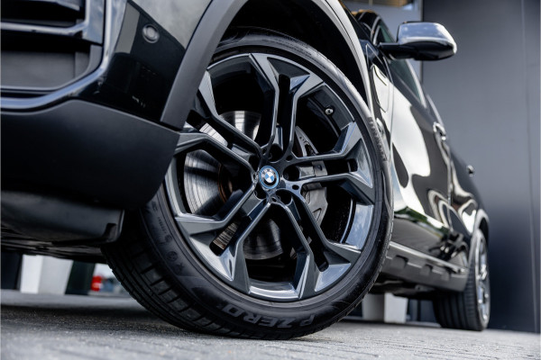 BMW X5 xDrive45e Executive - Panorama | Luchtvering | ACC | Keyless