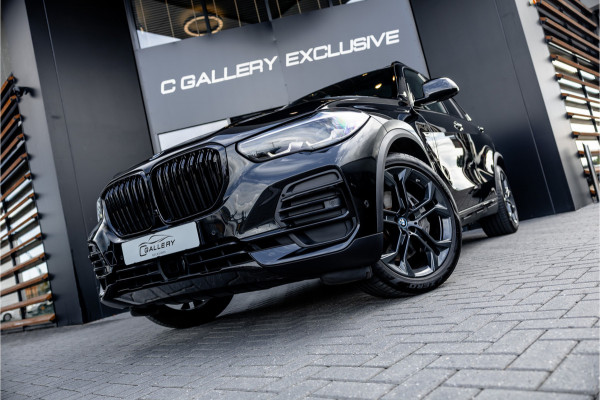 BMW X5 xDrive45e Executive - Panorama | Luchtvering | ACC | Keyless