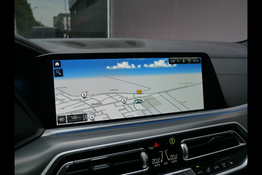 BMW X5 xDrive45e M-SPORT | A.C.C | H.U.D | TREKHAAK | 4WS | 22 INCH | LUCHTVERING!!