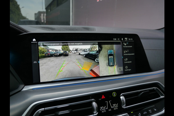 BMW X5 xDrive45e M-SPORT | A.C.C | H.U.D | TREKHAAK | 4WS | 22 INCH | LUCHTVERING!!
