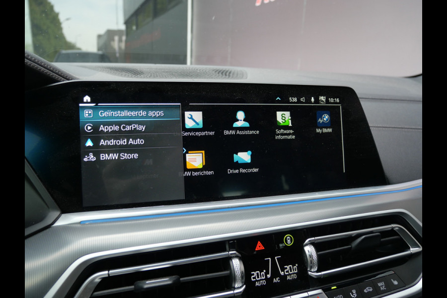 BMW X5 xDrive45e M-SPORT | A.C.C | H.U.D | TREKHAAK | 4WS | 22 INCH | LUCHTVERING!!