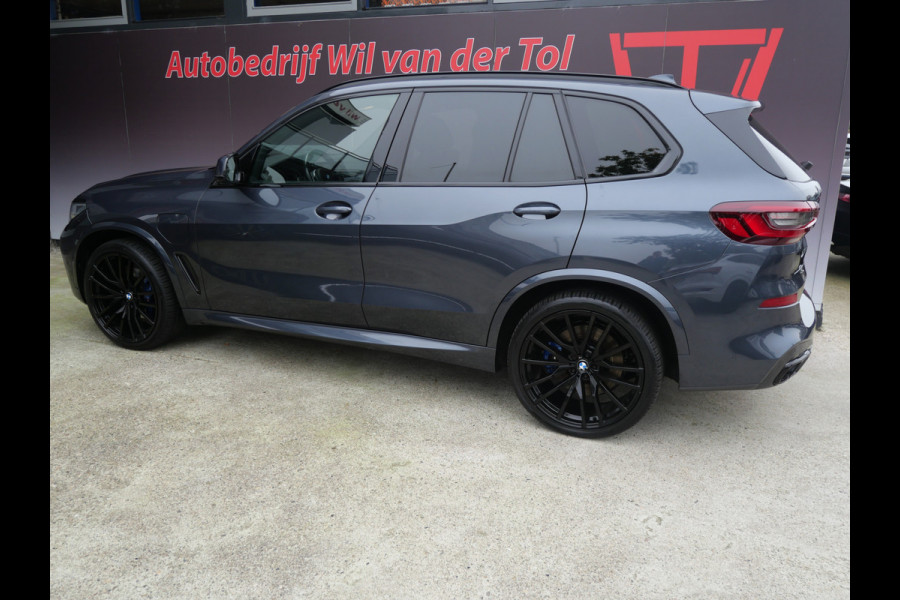 BMW X5 xDrive45e M-SPORT | A.C.C | H.U.D | TREKHAAK | 4WS | 22 INCH | LUCHTVERING!!
