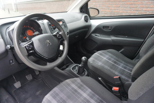 Peugeot 108 1.0 e-VTi Pack Premium Active/Airco/Mistlampen/ APK Oktober 2028.