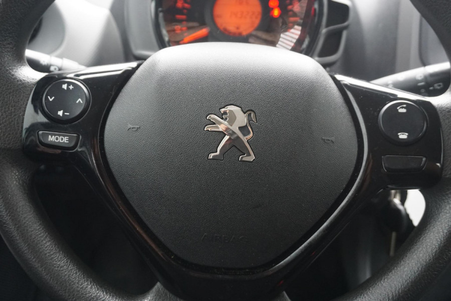 Peugeot 108 1.0 e-VTi Pack Premium Active/Airco/Mistlampen/ APK Oktober 2028.