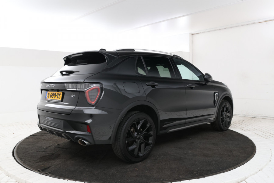 Lynk & Co 01 1.5 Panorama, Apple carplay, Zwarte hemel!