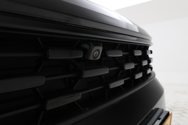 Lynk & Co 01 1.5 Panorama, Apple carplay, Zwarte hemel!