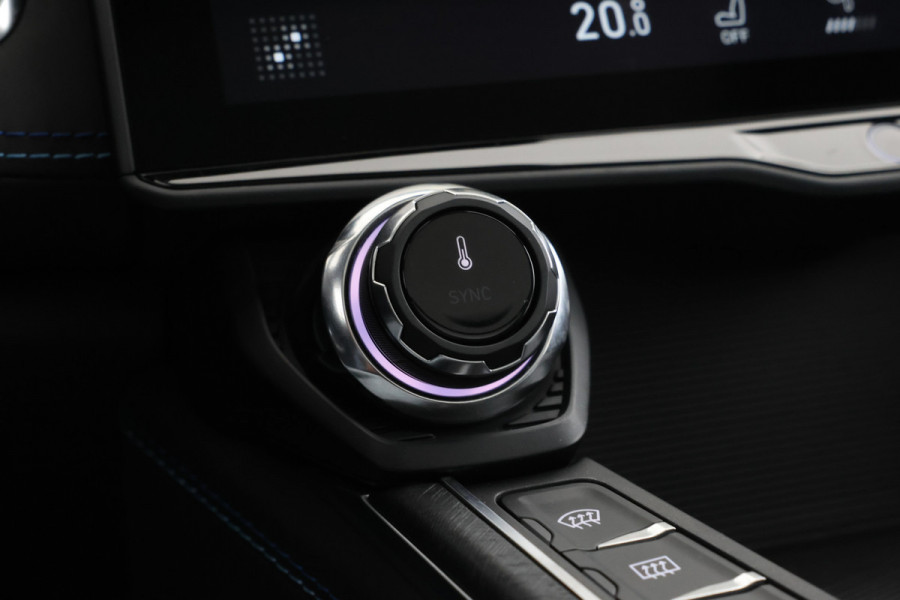 Lynk & Co 01 1.5 Panorama, Apple carplay, Zwarte hemel!
