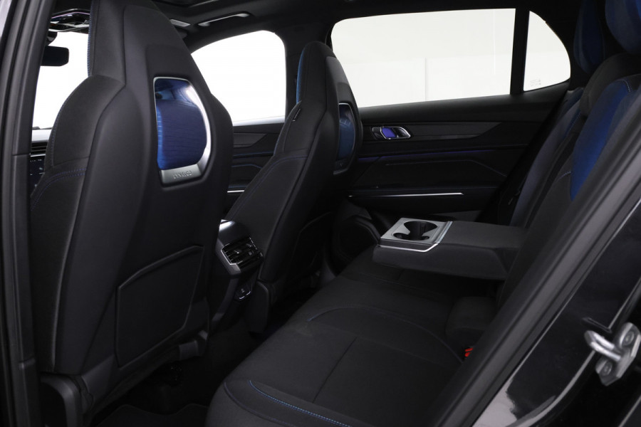 Lynk & Co 01 1.5 Panorama, Apple carplay, Zwarte hemel!