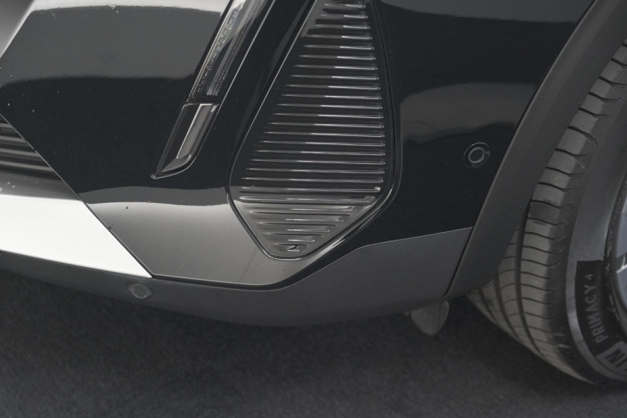 Peugeot 3008 PureTech 130 EAT8 Allure | Camera | Stoelverwarming | Apple Carplay | Dodehoekdetectie