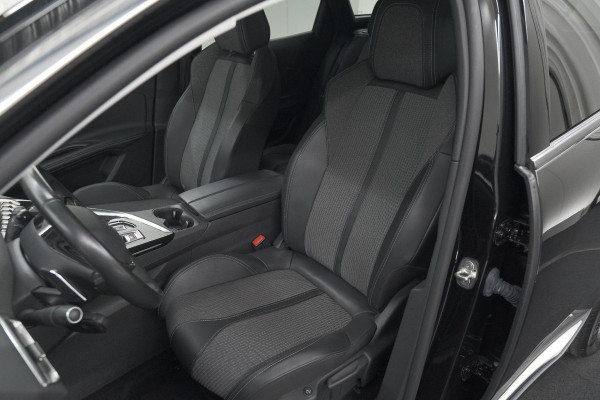 Peugeot 3008 PureTech 130 EAT8 Allure | Camera | Stoelverwarming | Apple Carplay | Dodehoekdetectie