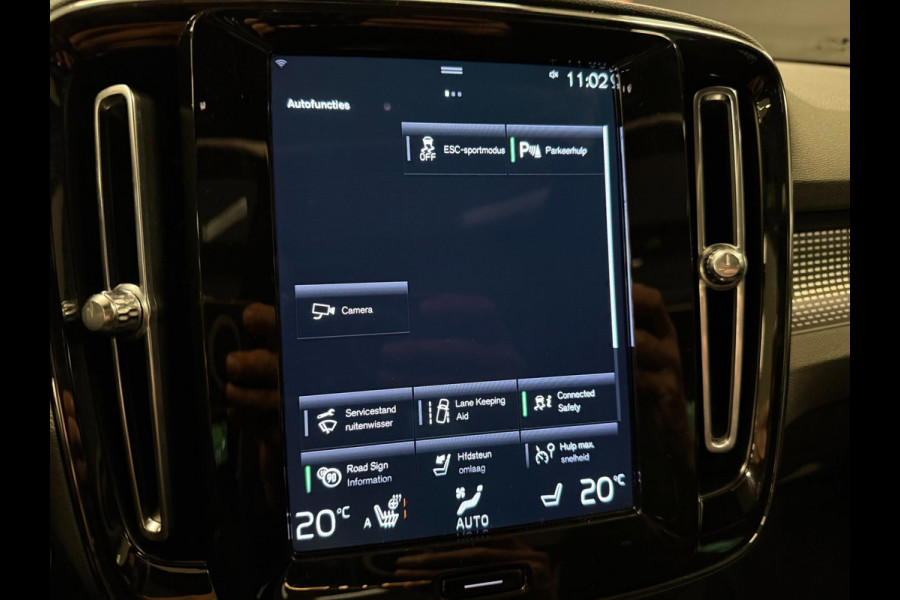 Volvo XC40 1.5 T4 Recharge R-Design BLACK-EDITION SOH-TEST/ PANO/H&K/NAVI/CAM/DAB/CARPLAY/M-STOELEN///