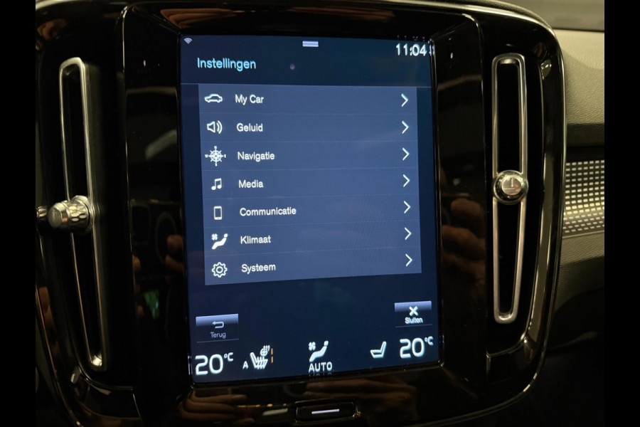 Volvo XC40 1.5 T4 Recharge R-Design BLACK-EDITION SOH-TEST/ PANO/H&K/NAVI/CAM/DAB/CARPLAY/M-STOELEN///