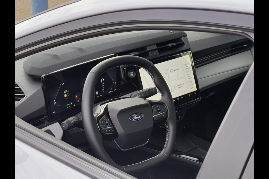 Ford Puma Gen-E Premium 44 kWh Winter Pack | Driver Pack | Panorama Dak | 2300 KM.