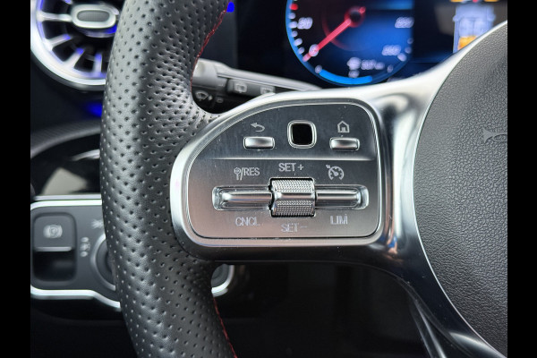 Mercedes-Benz A-Klasse 250e AMG // Camera // Keyless Entry // Sfeerverlichting // Wide Screen // Cruise Controle //
