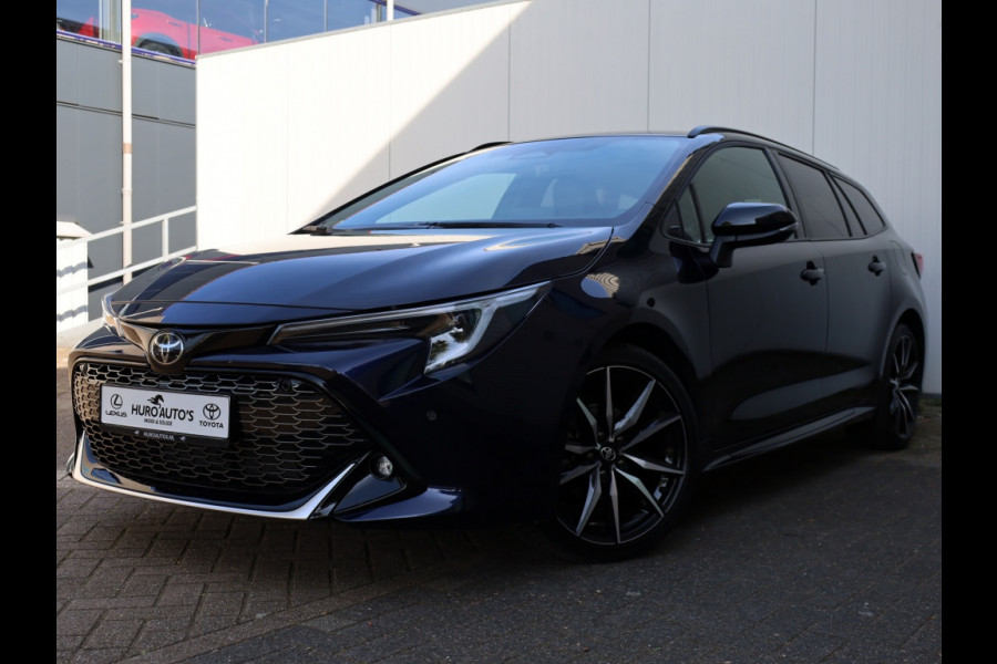 Toyota Corolla Touring Sports Hybrid 140 GR Sport | Bi-Tone | Half Leder | Stoelverwarming