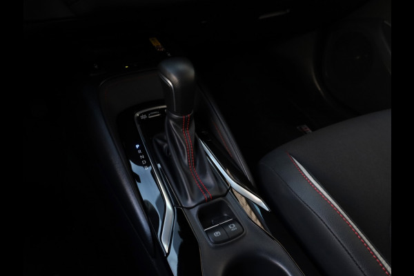 Toyota Corolla Touring Sports Hybrid 140 GR Sport | Bi-Tone | Half Leder | Stoelverwarming