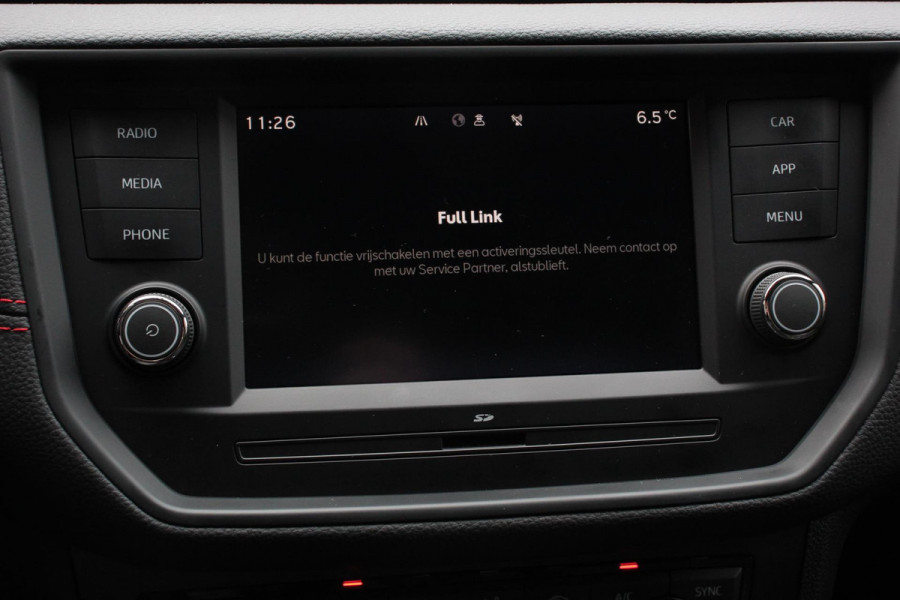 Seat Arona 1.0 TSI 110 pk DSG FR Tech Parkeersensoren Camera Adaptieve Cruise Control Stoelverwarming Dodehoek Assistent Getinte ramen LED-verlichting voor
