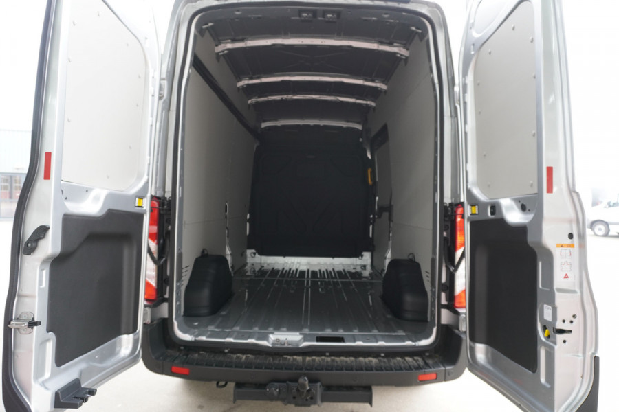 Ford Transit 350L 2.0 TDCI 130PK L3H3 Trend nr. V066 | Airco | Cruise | Camera | Trekhaak