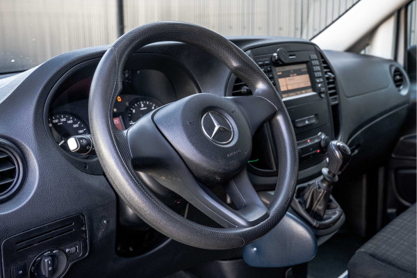 Mercedes-Benz Vito 111 CDI | Volledig ingericht | 3-Zits | Camera | Navi | Airco