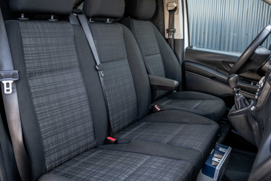 Mercedes-Benz Vito 111 CDI | Volledig ingericht | 3-Zits | Camera | Navi | Airco