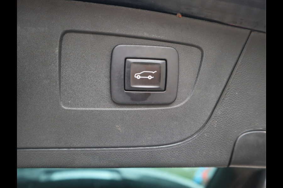 Opel Insignia Sports Tourer 1.5 Turbo Innovation Leder, sportstoelen, pano, trekhaak