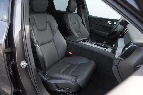 Volvo XC60 T6 350PK Automaat AWD Plus Dark Trekhaak / Adaptieve cruise control / BLIS / Panoramadak / Parkeersensoren voor - en achter / parkeercamera / Elektrische stoelen / stoel - en stuurverwarming /