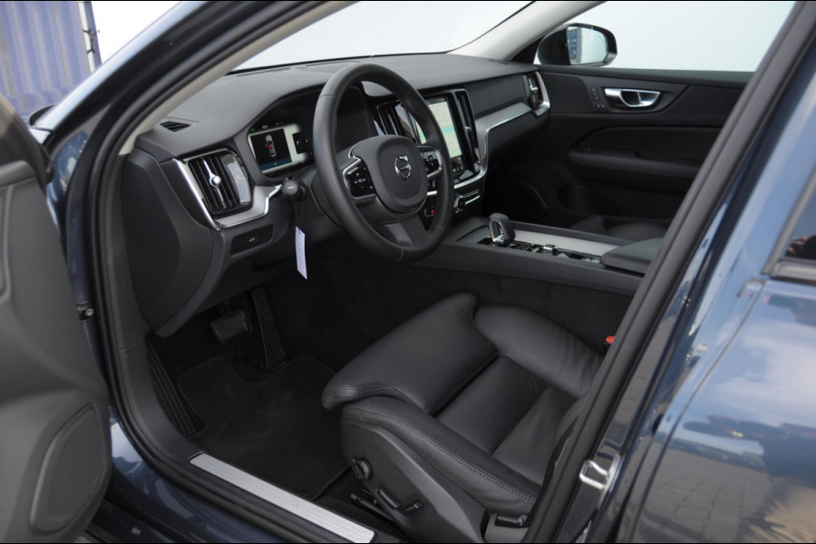 Volvo V60 B4 211PK Automaat Plus Dark / Trekhaak Adaptive Cruise Control/ Apple Carplay/ Android Auto/ Achteruitrijcamera/ Parkeersensoren voor en achter/ Stoelverwarming/ Stuurverwarming/ Elektrisch bedienbare stoelen met geheugen