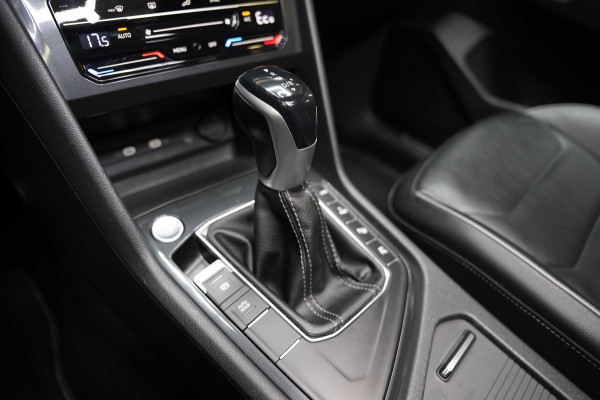 Volkswagen Tiguan 1.4 TSI eHybrid 3x R LINE PANO VIRTUAL ACC