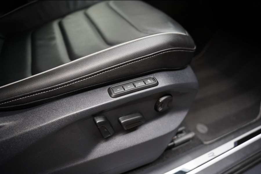 Volkswagen Tiguan 1.4 TSI eHybrid 3x R LINE PANO VIRTUAL ACC