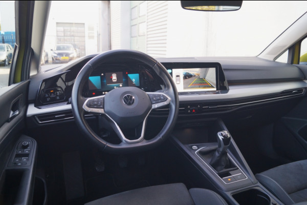 Volkswagen Golf Variant 1.0 TSI 110pk Life Business Lounge -LED-TREKHAAK-
