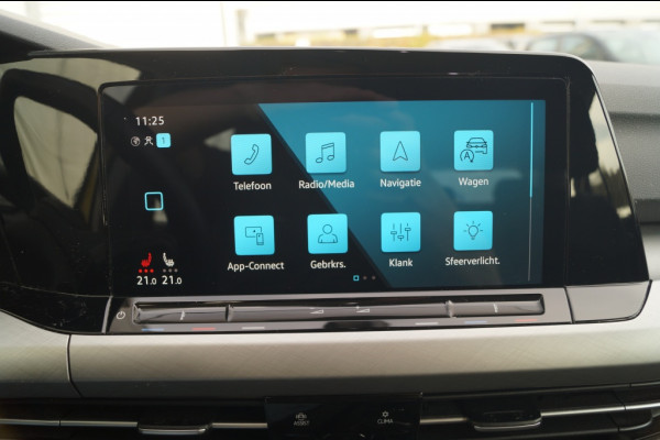 Volkswagen Golf Variant 1.0 TSI 110pk Life Business Lounge -LED-TREKHAAK-