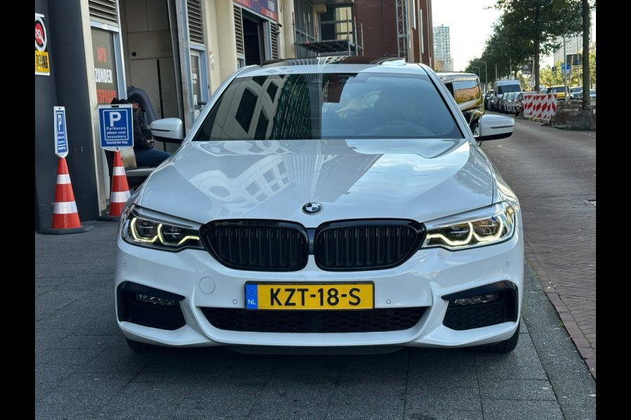 BMW 5 Serie 530e iPerformance High Executive M-Sport Schuifdak
