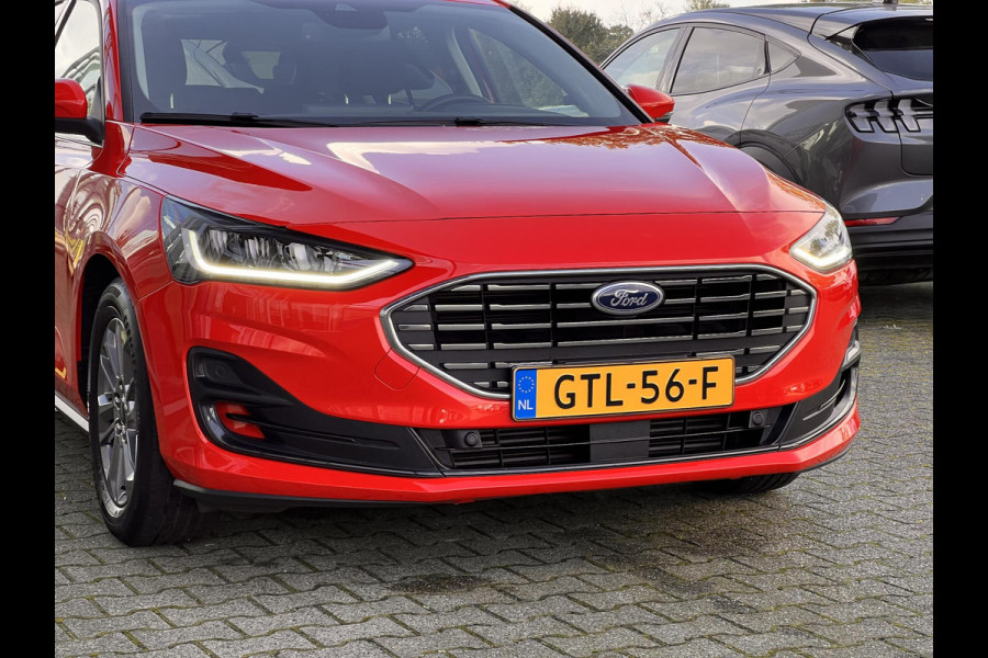 Ford Focus 1.0 EcoBoost Hybrid Titanium Cruise Control | PDC | Climate control