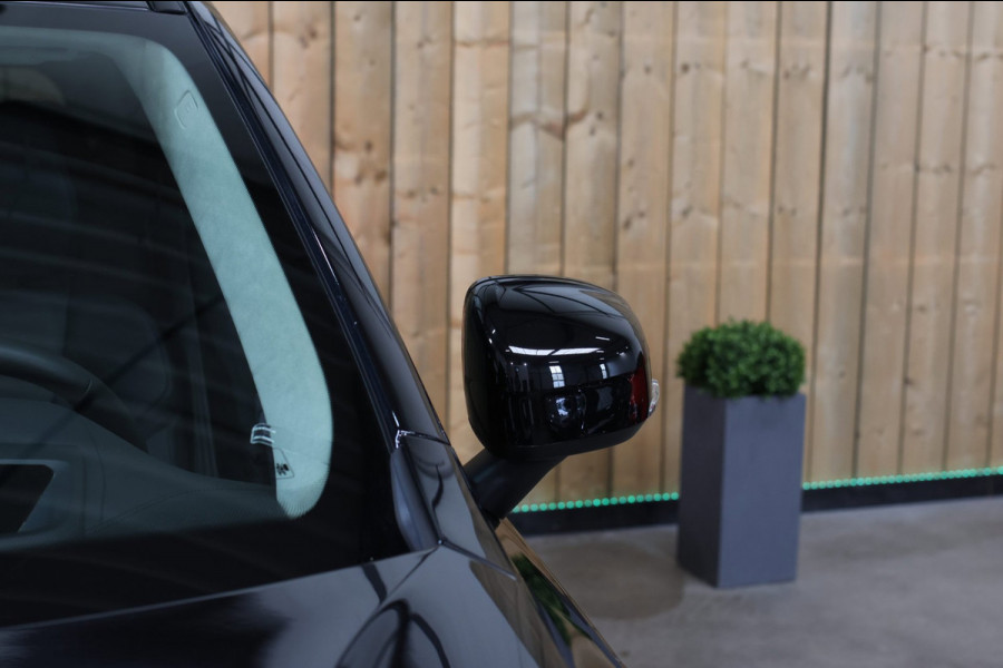 Volvo XC90 2.0 T8 Plug-in hybrid AWD Ultra Dark 7p. *Pano*Head-Up*H/K*