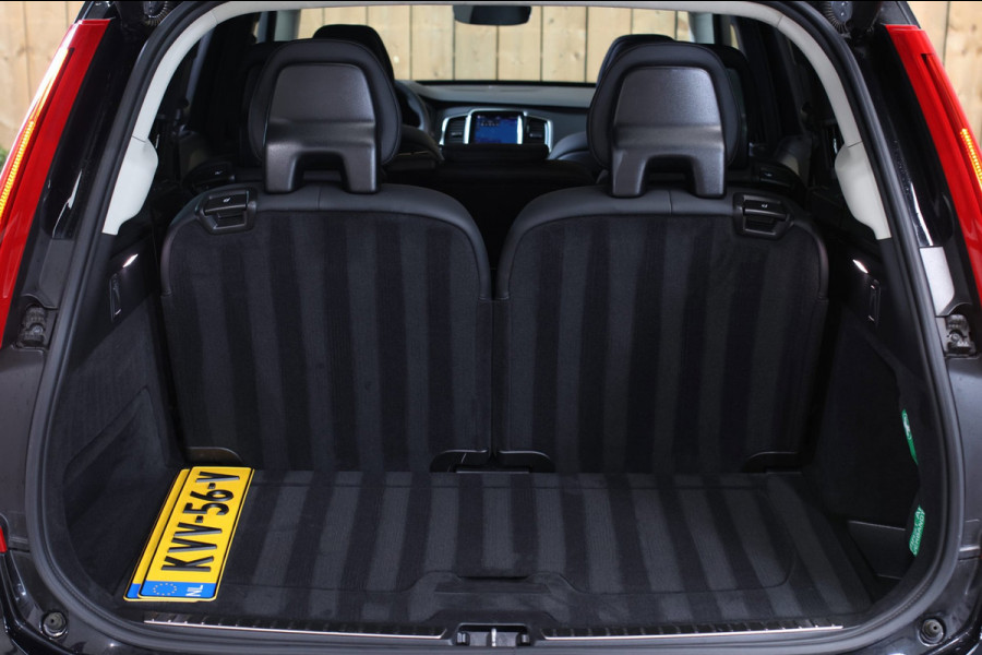 Volvo XC90 2.0 T8 Plug-in hybrid AWD Ultra Dark 7p. *Pano*Head-Up*H/K*