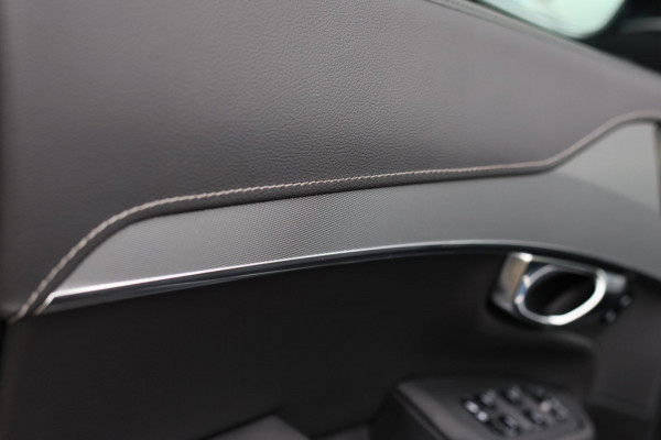 Volvo XC90 2.0 T8 Plug-in hybrid AWD Ultra Dark 7p. *Pano*Head-Up*H/K*