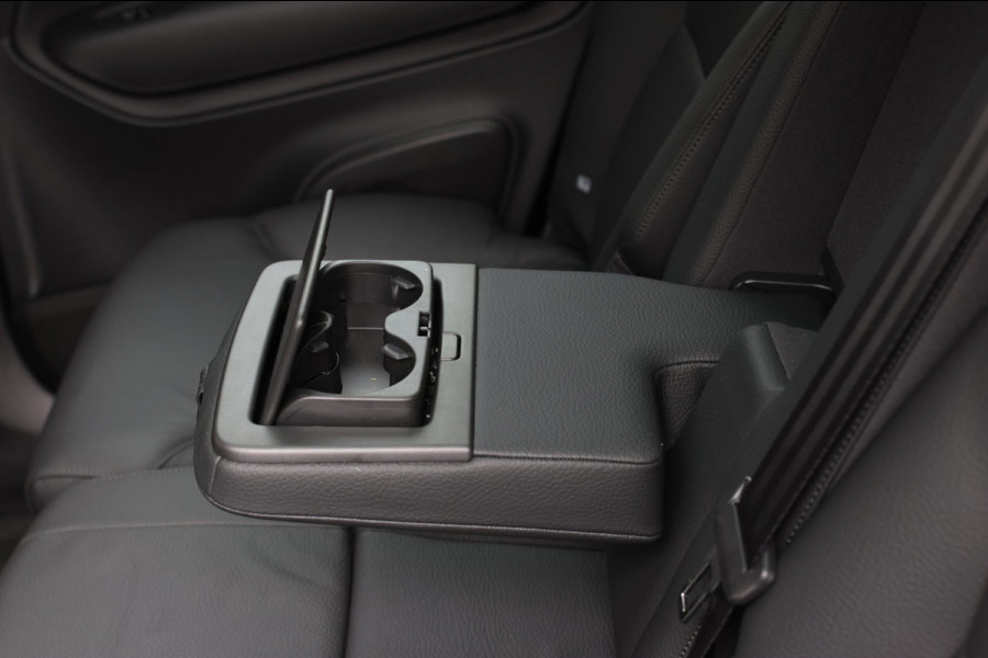 Volvo XC90 2.0 T8 Plug-in hybrid AWD Ultra Dark 7p. *Pano*Head-Up*H/K*
