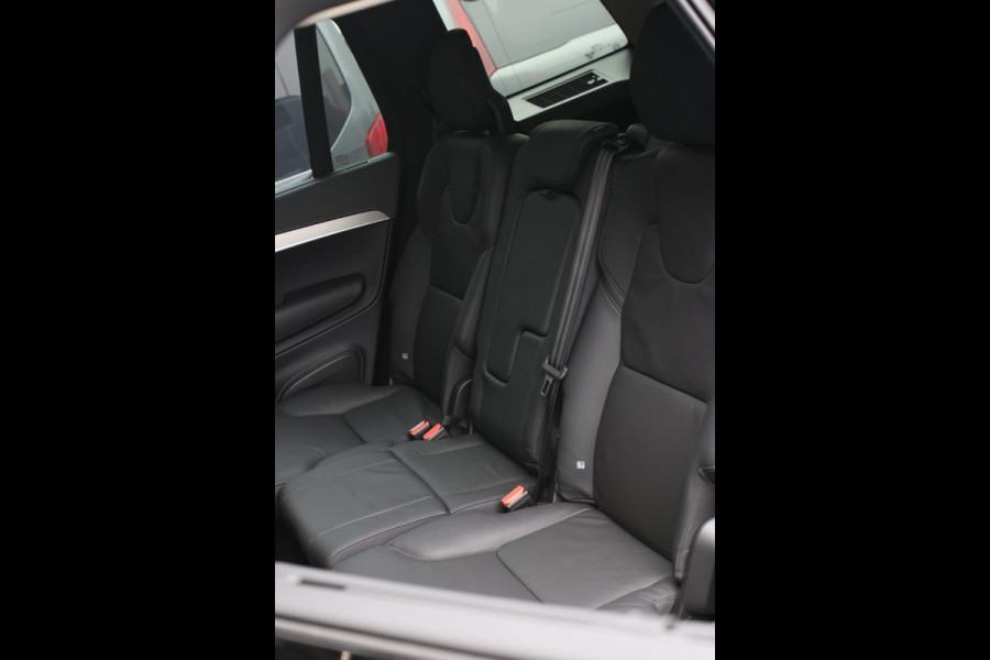 Volvo XC90 2.0 T8 Plug-in hybrid AWD Ultra Dark 7p. *Pano*Head-Up*H/K*