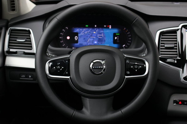 Volvo XC90 2.0 T8 Plug-in hybrid AWD Ultra Dark 7p. *Pano*Head-Up*H/K*